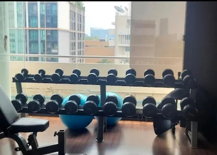 Apartment Cozy, Spacious 2-bedder With City, Park View, Near Nana Bts Bangkok