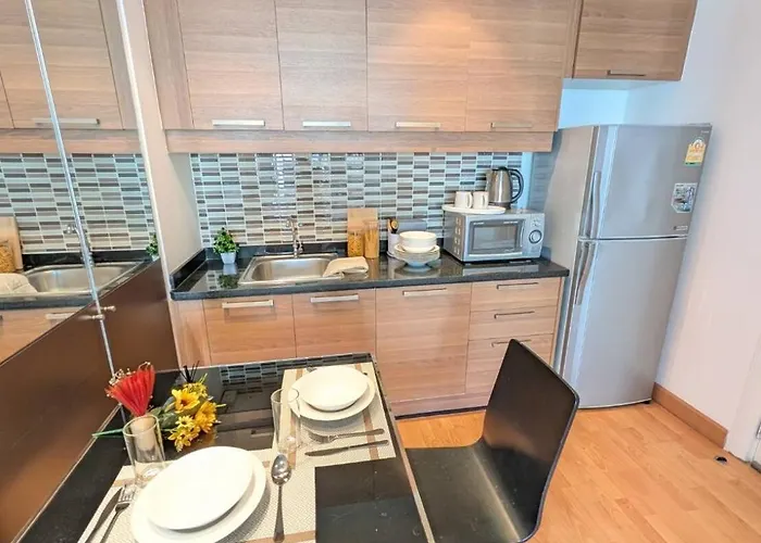 Cozy, Spacious 2-bedder With City, Park View, Near Nana Bts * Bangkok