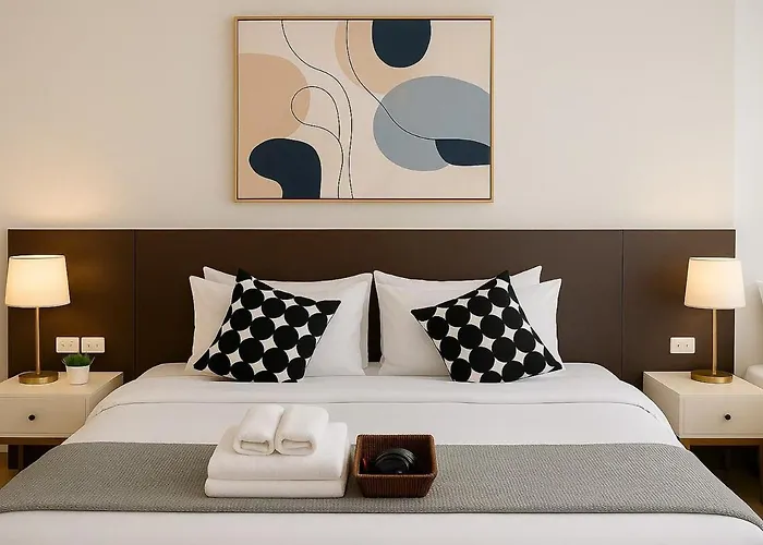 Cozy, Spacious 2-bedder With City, Park View, Near Nana Bts Apartment Bangkok